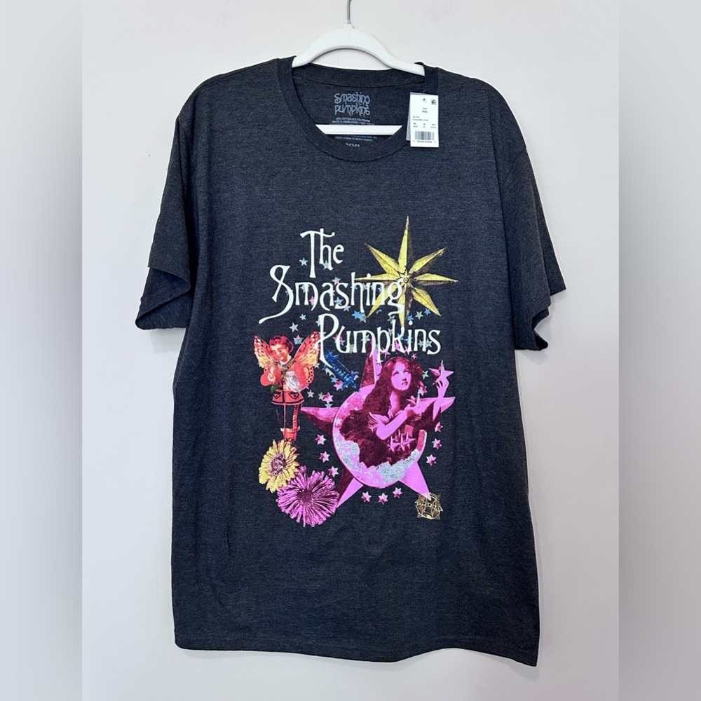 Graphic T-Shirt - Black